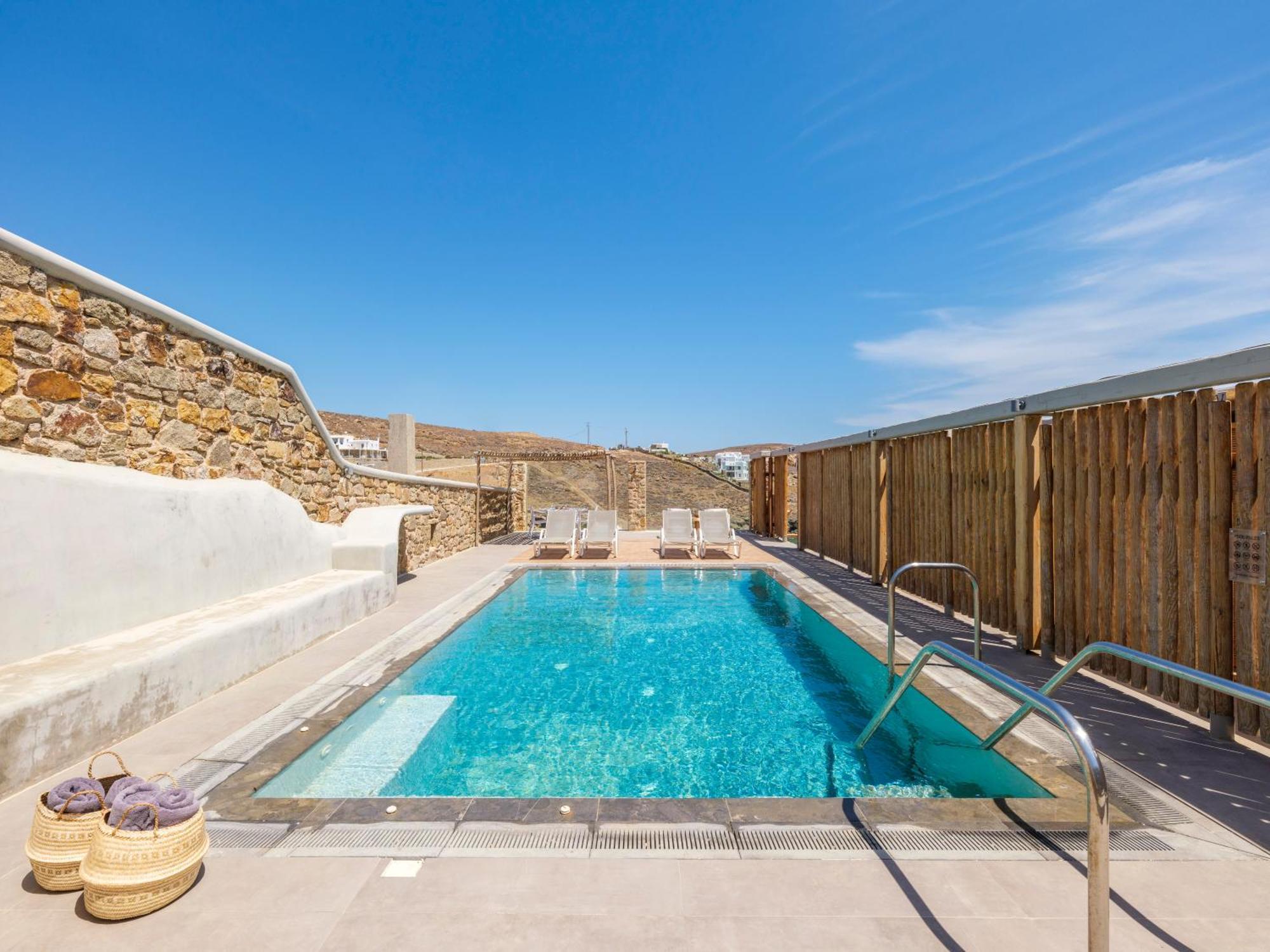 Sundance Suites Mykonos Merchia Beach Exterior photo