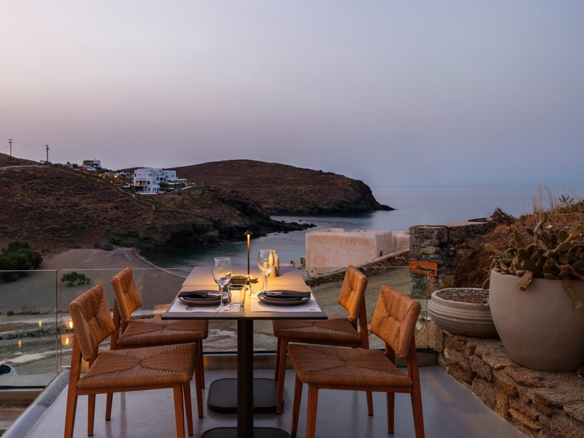 Sundance Suites Mykonos Merchia Beach Exterior photo
