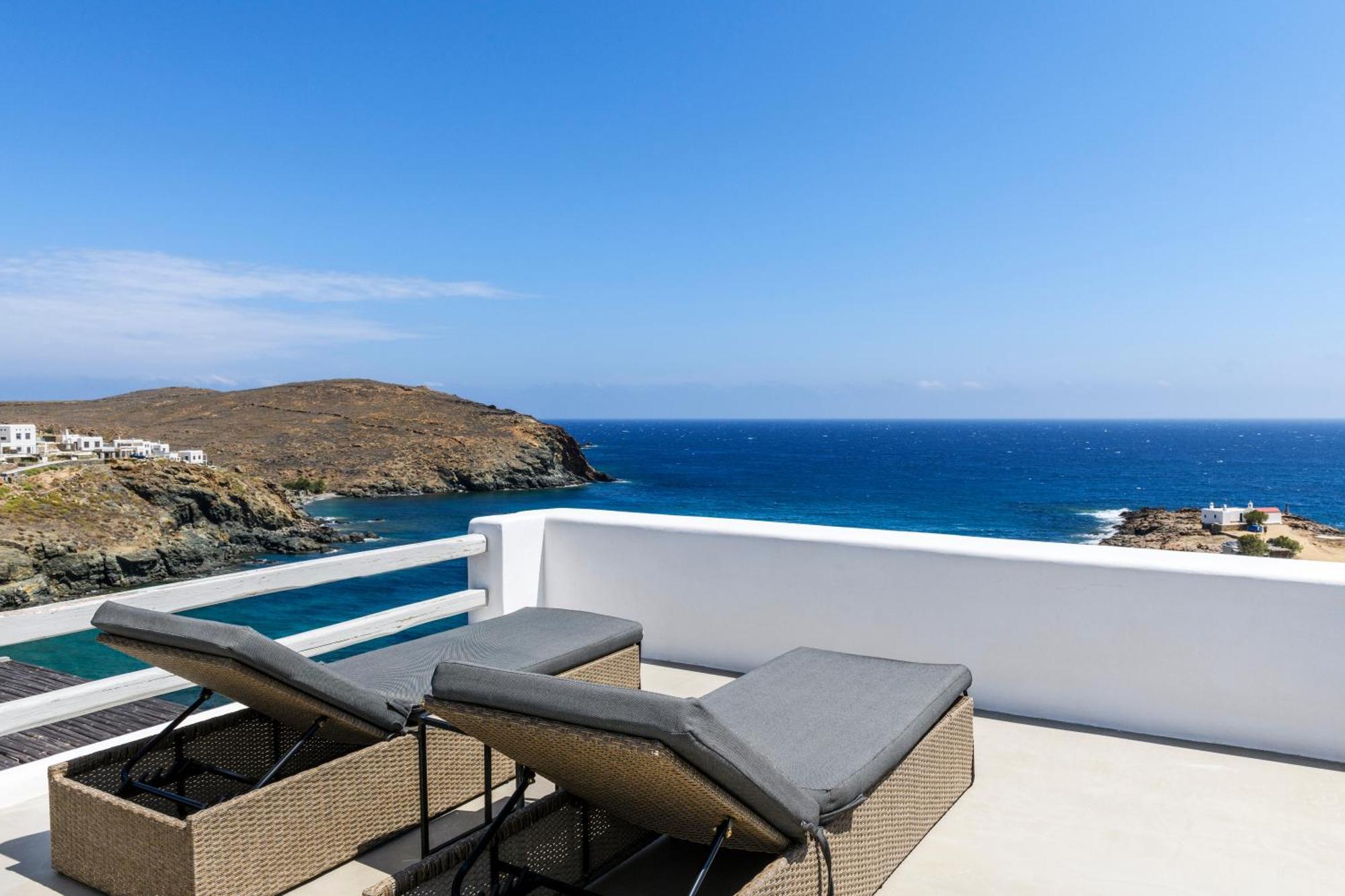 Sundance Suites Mykonos Merchia Beach Exterior photo
