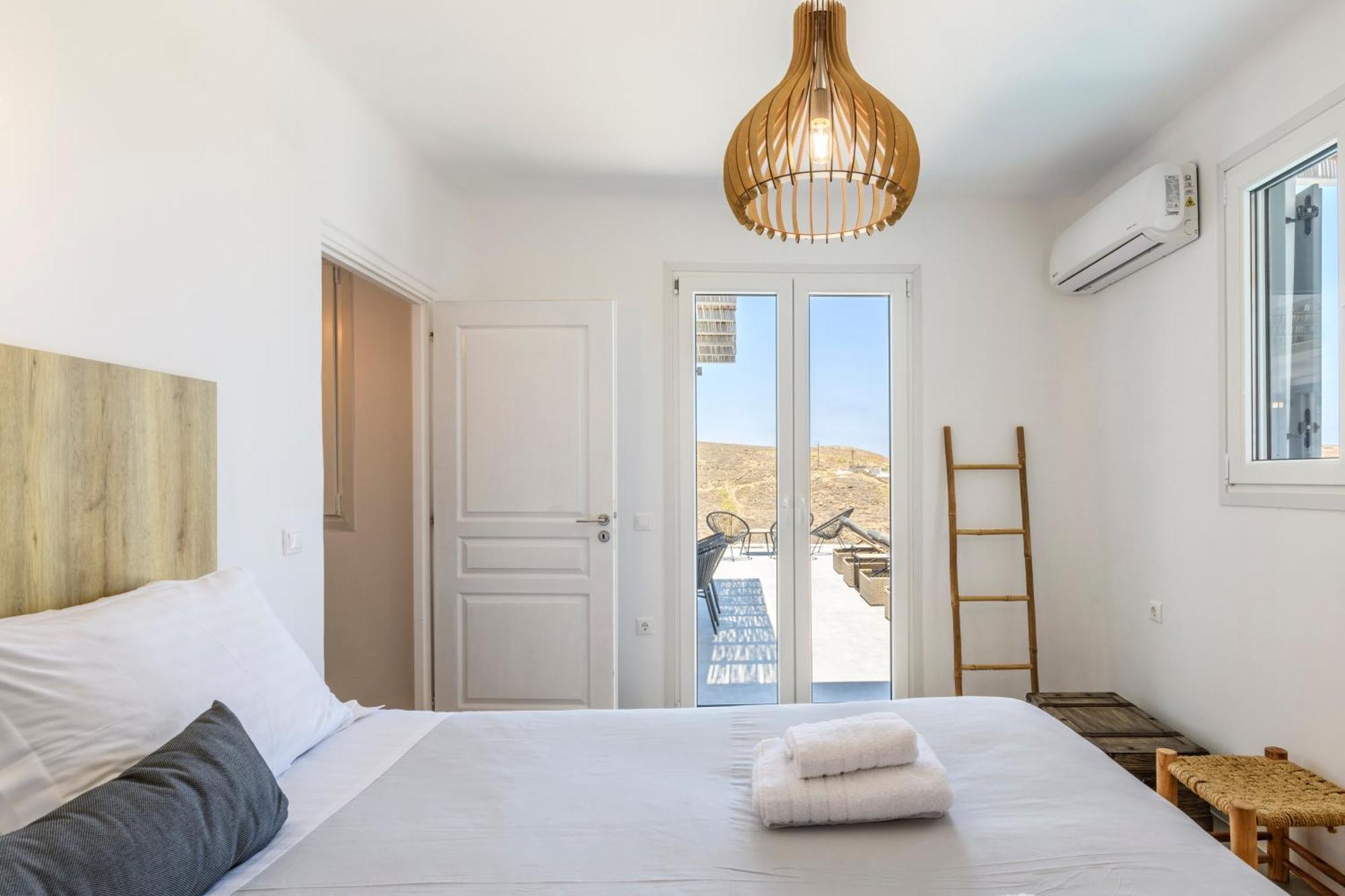 Sundance Suites Mykonos Merchia Beach Exterior photo