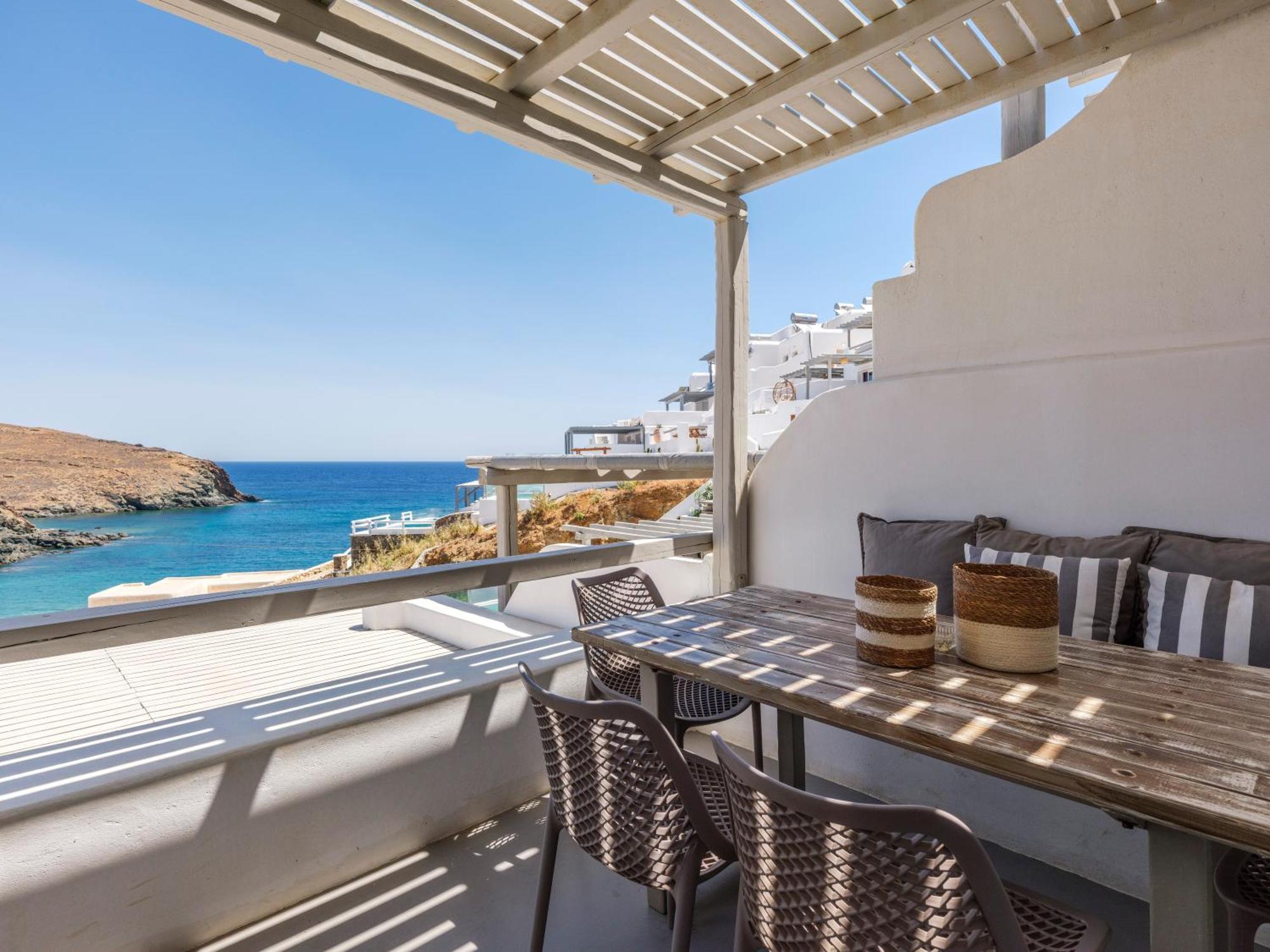 Sundance Suites Mykonos Merchia Beach Exterior photo